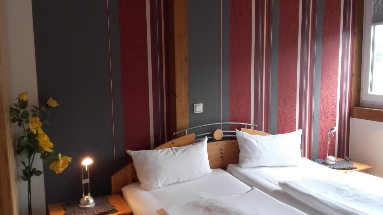 Gaestehaus Moselblick ทริทเท็นไฮม์ ภายนอก รูปภาพ